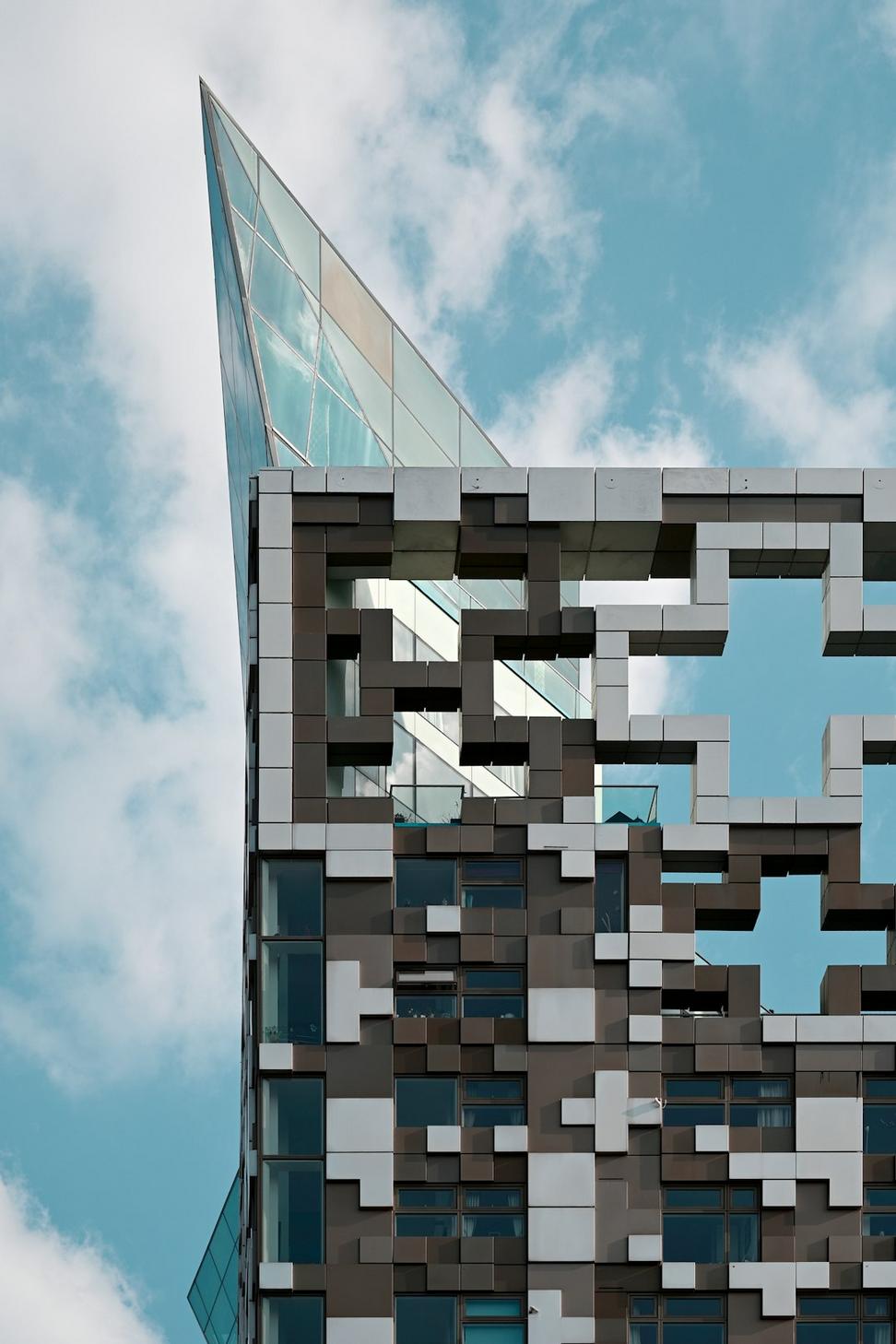 Contemporary Urban Architecture